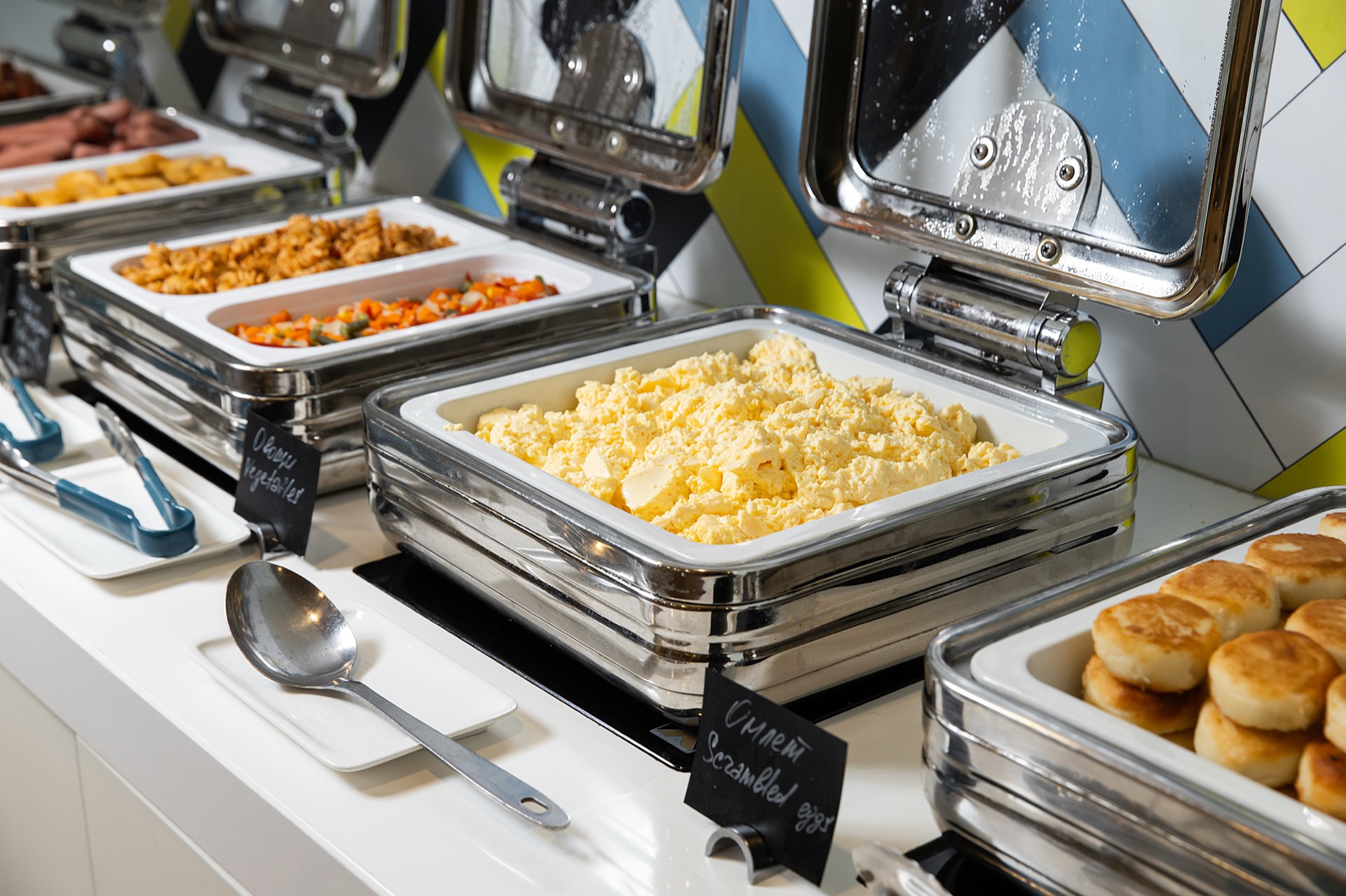 Завтрак Hampton by Hilton