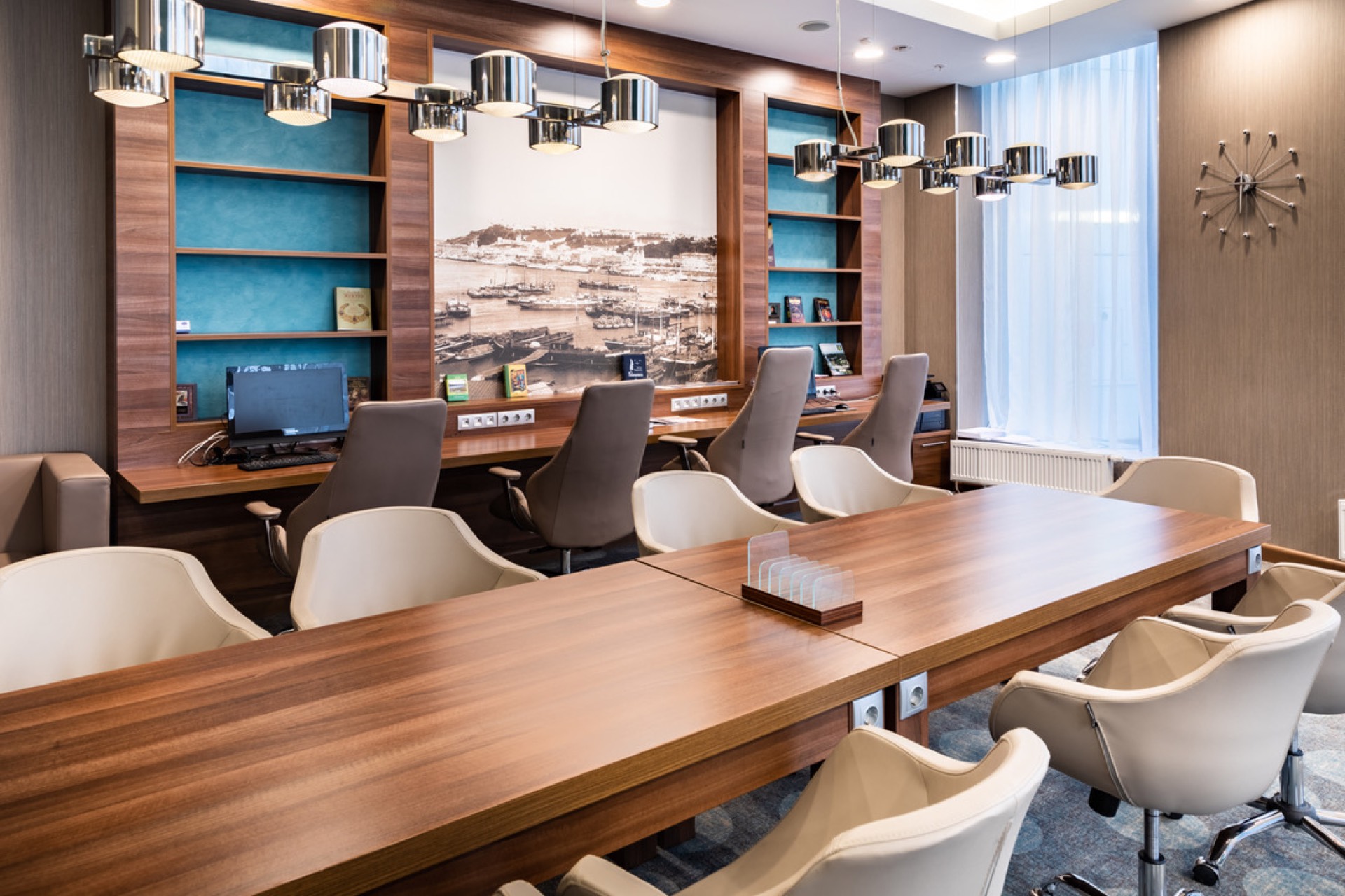 Переговорная комната Hampton by Hilton